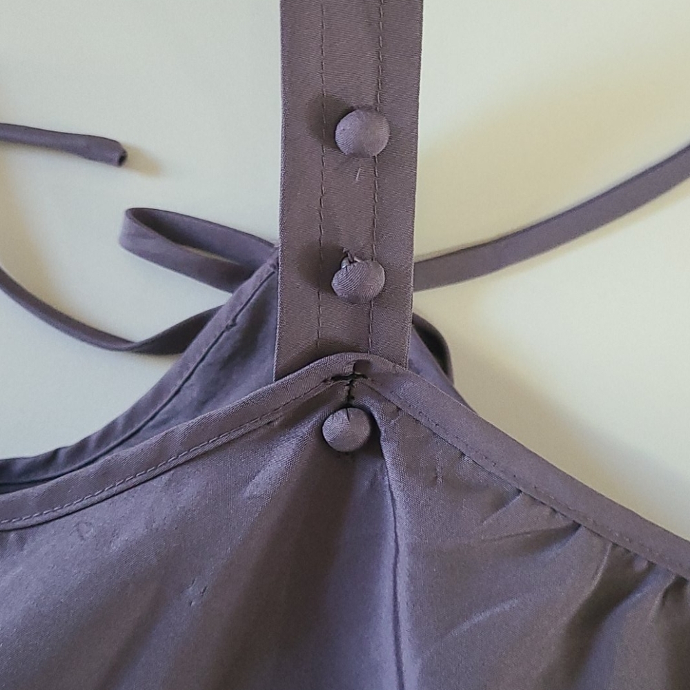 Dress - Picture 3 of 4